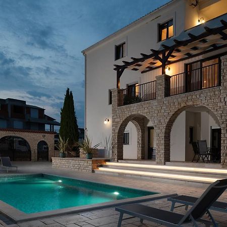 Villa Jalan Vrsi Extérieur photo