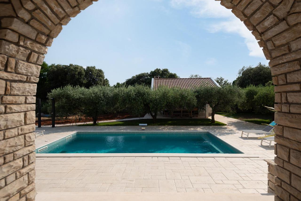 Villa Jalan Vrsi Extérieur photo