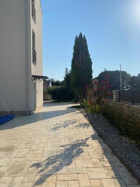 Villa Jalan Vrsi Extérieur photo