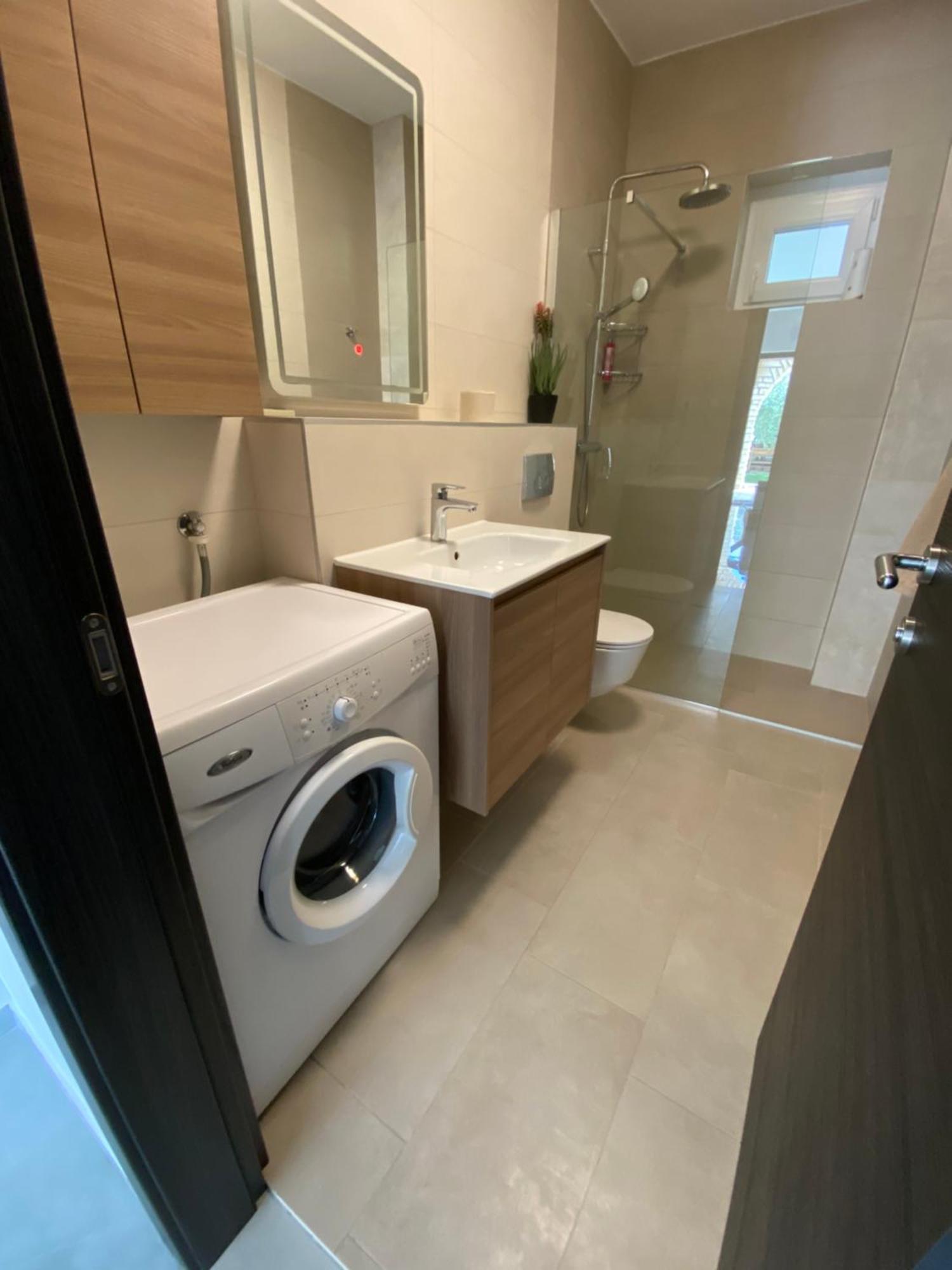 Villa Jalan Vrsi Extérieur photo